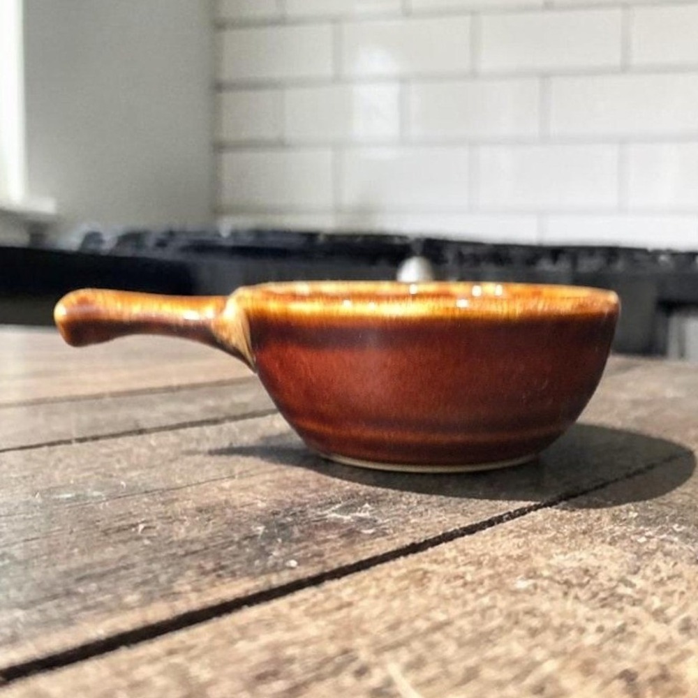 Maple Leaf USA Handled Brown Soup Bowl, Replacement Western Monmouth Pottery Vtg